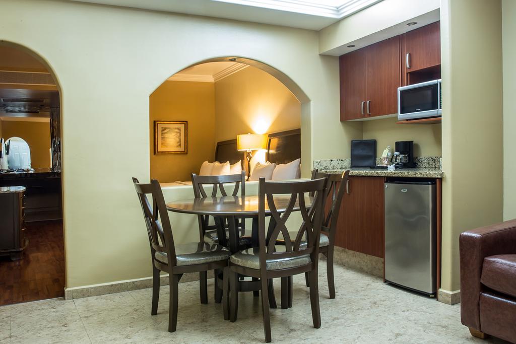 Hotel San Sebastian Hermosillo Dış mekan fotoğraf