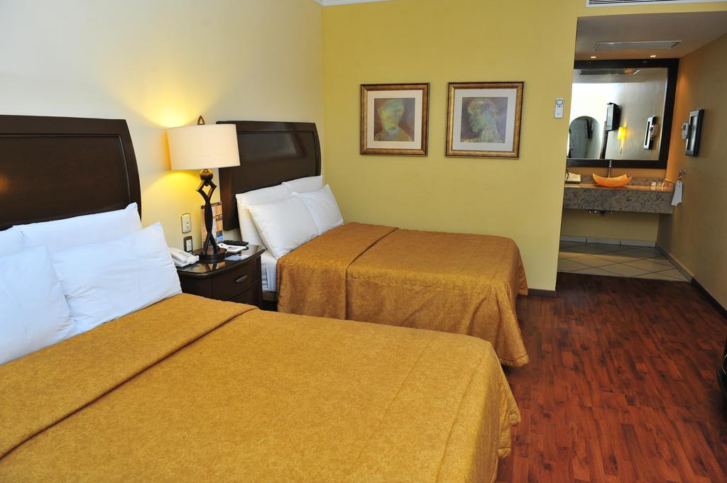 Hotel San Sebastian Hermosillo Dış mekan fotoğraf