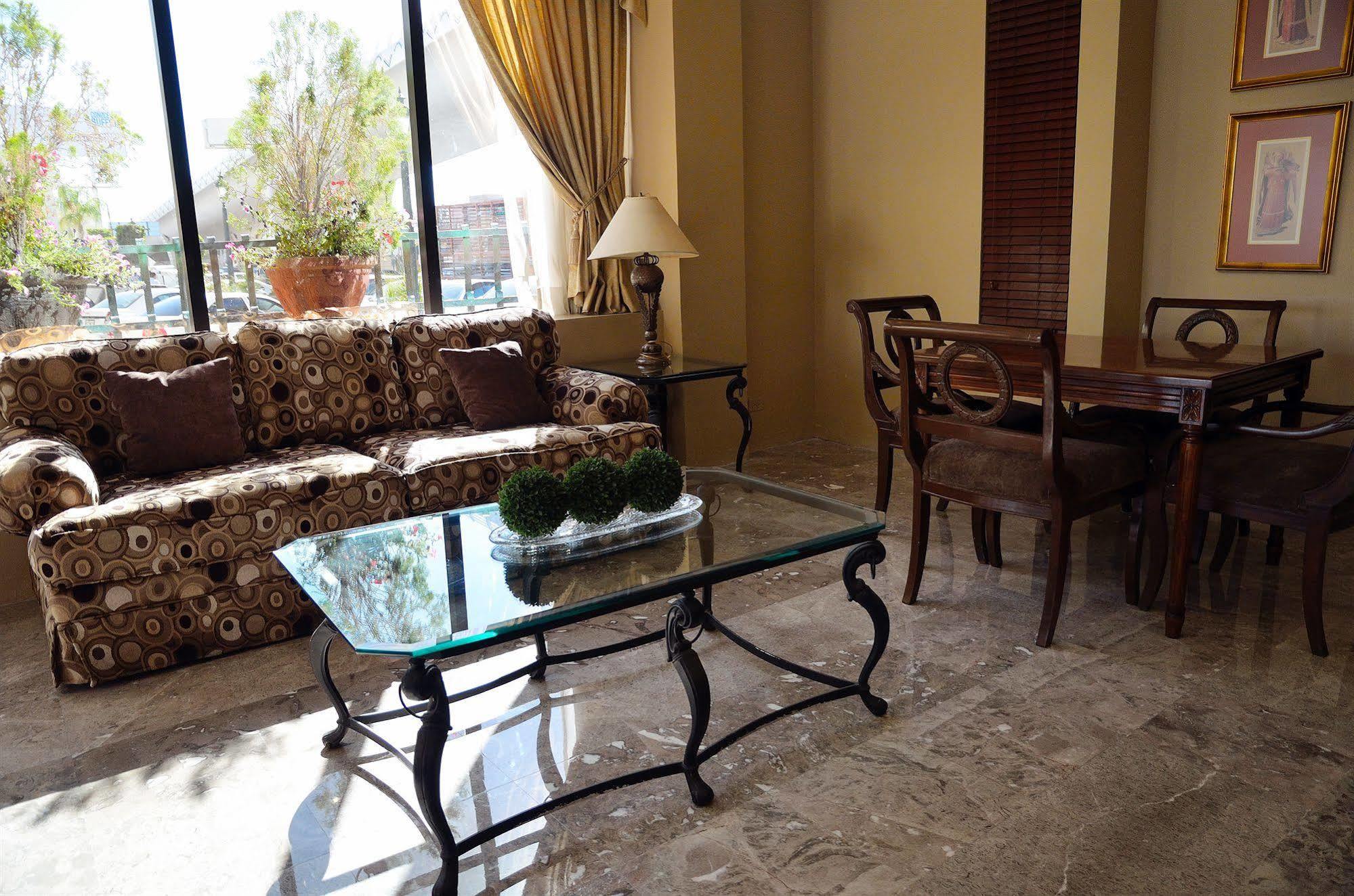 Hotel San Sebastian Hermosillo Dış mekan fotoğraf